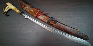 Pisau golok memiliki gagang yang tebal dan pisau kokoh. Mandau Senjata Magis Suku Dayak Yang Berasal Dari Kalimantan