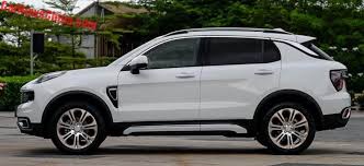Mẫu suv với ba hàng ghế sở hữu thiết kế hiện đại, nhiều công nghệ mới và những trang bị cao cấp. The Lynk Co 01 Suv Is Ready For The Chinese Car Market Carnewschina Com