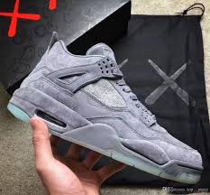 Jordan brand bakal merilis versi baru dari air jordan 12. Kaws X Retro 4 Xx Kaws Cool Abu Abu Putih Hitam Cahaya Sepatu Basket Pria Kualitas Terbaik 4 S Putih Biru Hitam Jordans Sneakers Basketball Shoes Aliexpress