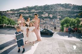 Sfoglia le più belle collezioni e i cataloghi dei migliori brand made in italy e trova, tra i tanti. Adriana E Giuseppe Destination Wedding A Modica Citta Del Cioccolato Foto Event Studio