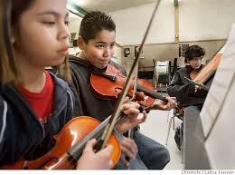 Families flee school's sinking scores