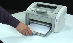 Tray 1 holds up to 250 sheets of print media or up to 10 envelopes. Blog Archives Jungleprogram