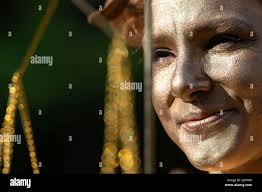 Wife sheila hi-res stock photography and images