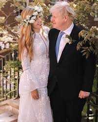 Cons of renting a wedding dress. Carrie Symonds Wedding Dress Prime Minister S Wife Rented 2 870 Dress For Just 45 Express Co Uk