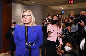 House republicans voted by a large margin wednesday to allow wyoming representative liz cheney to stay on as the gop conference chairwoman. Eozkebwntod9em