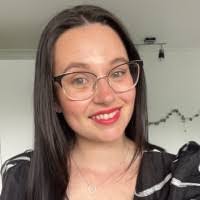 Alysha Lewis's Instagram, Twitter & Facebook