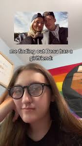 *cough* @gabbiecapuano *cough* #hockey #nhl #nyislanders  #anthonybeauvillier #xyzbca #xyzbca #viral #hockeyplayers #wags