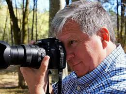 Community icon, photographer Frank Caperton dies