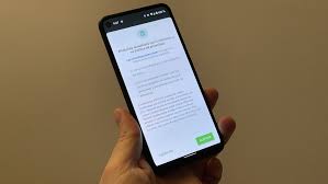Whatsapp envió un mensaje a sus usuarios notificando del cambio de sus condiciones de privacidad, las cuales se deben aceptar para continuar usando la toda la polémica, de las nuevas condiciones de whatsapp, ha abierto la posibilidad para que los usuarios migren a otras plataformas similares. Mogv53ynfyafkm