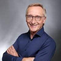 Frank Mahnke's Instagram, Twitter & Facebook