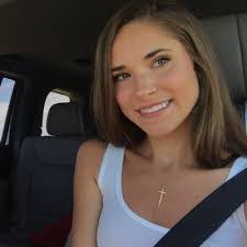 Leanne Clements's Instagram, Twitter & Facebook