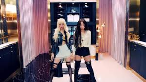 This is the highly anticipated release following their last korean mini album square up in… 블랙핑크 kill this love 가사. The Leather Jacket Asymmetric Lisa In The Clip Kill This Love Of Blackpink Spotern