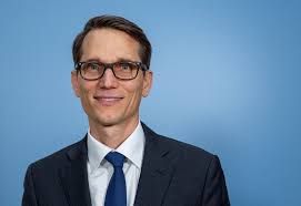 Swiss National Bank can cut rates further or go negative, chairman says