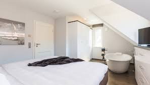 See 1 floorplans, review amenities, and request a tour of the building today. Haus Charlotte Luxus Ferienhauser Zingst