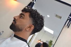 Adam Sheehy (@sheehythebarber) • Instagram photos and videos