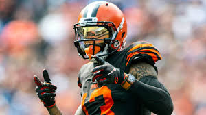 Get the alvin kamara gold and read our other article related to alvin kamara gold at sitiomax.net. Odell Beckham Jr Isn T The Only Player To Wear Expensive Accessories In Game