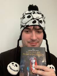 Happy New year sorry gets me sometimes been good all over Xmas until today  can I show you my book called n get copy of tv as well are you there