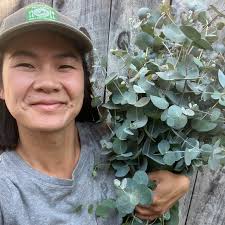 ✨VENDOR SPOTLIGHT✨ Eli Barlow of Eli Barlow Jewelry  @small_snakes_and_stones says this: "Yay! I make jewelry in Montpelier VT,  and I'm so excited to get to vend at the Queer Craft Fair this