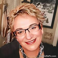 The Pyrex Daisy line of dishes first hit the market in 1968 and featured  bright yellow and orange daisies that were quintessential in the 1960s and  '70s.