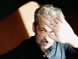 Avec "La Chambre des époux", Eric Reinhardt se tient au bord de l'abyme