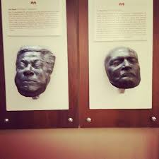 Izmir Mask Muzesi Duvar Sanati Sanat Duvar
