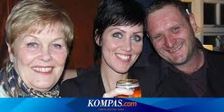 Penyakit Langka, Wanita Ini Terjatuh Setiap Tertawa