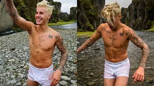 Wow Justin Bieber's naked glory on vacation