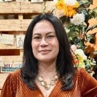 Karen Ellington's Instagram, Twitter & Facebook