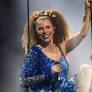 Vanessa da Mata's Viral Hits and Grazi Massafera's Fitness Dedication Shine on Social Media