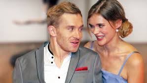 Das gab's noch nie bei let's dance: Samuel Koch Fans Sprachlos Uberraschendes Foto Von Ehefrau Sarah Elena Timpe Bunte De