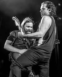 Bush On Instagram Ct3 Gr Photo Sassafrass Bush Gavinrossdale Christraynor Music Busharmy Bus Gavin Rossdale Photo Music