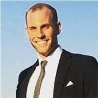 Julia Wolfrey's Instagram, Twitter & Facebook