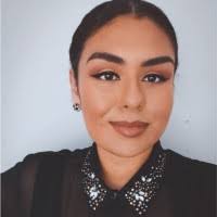 40+ perfiles de «Iris Esquivel»