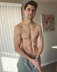 Похожие запросы для daily dose of internet face. Daily Dose Of Internet Bio Age Net Worth Single Nationality Body Measurement Career