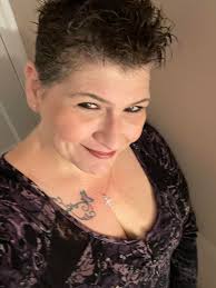 Hair style and color ideas for women over 50