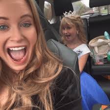 Annie Shafer's Instagram, Twitter & Facebook