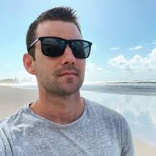 Mitchell Hartley (@mitchhartley92)