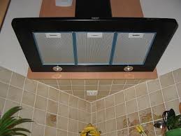 Installer Une Hotte Dans Un Angle 7 Messages Hotte D Angle Hotte Decoration Cuisine