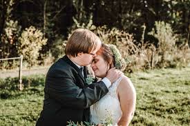 Weitere ideen zu kleider, braut, brautkleid. Yessica Baur Fotografie Ein Besonderes Hochzeitsshooting Auf Dem Kamelhof