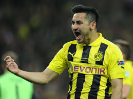 Selten strahlte das rampenlicht so grell auf ilkay gündogan wie an diesem dienstag. Ilkay Gundogan Vertragsverlangerung Bei Borussia Dortmund Fussball