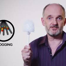 Inventor creates 'poo-free' loo brush and plans to revolutionise the way we  all clean our toilets