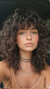 Bianca Zanatta (bizuzanatta)