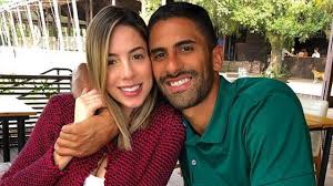 Él explicó su relación murió el más famoso presentador de reinados en colombia se trata del periodista jairo alonso vargas, que por 15 años condujo el reinado nacional de belleza, y participó en programas como el 'show de las estrellas'. Television Minuto30 Com