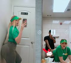 Xxx Sixy PORN on X: just saw the Subway bathroom... 😝😝👇👇  t.cowZGcBwN1dD she got fired from Subway cuz of this video 👇  t.cokgRkNBdXNg t.coBOVwtKeaDZ  X
