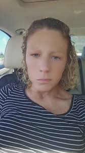 Bethany Carlson (@pain.in.tha.ass33)