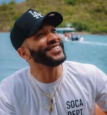 Hey folks…it's @officialadamo birthdayyyyyy!! 🎉🙌🏽 Keep