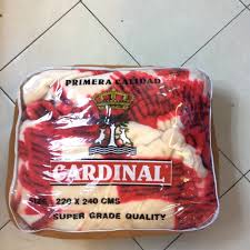 Kami menjual selimut polos bulu lembut halus import kualitas premium ukuran150x200 cm,bahan polyester halus dan lembut, adem nyaman untuk tidur, bahan tebal. Jual Cardinal Selimut Bulu Halus Tebal Uk 220 X 240 Cm Jakarta Pusat Bobo Hoki Shop Tokopedia