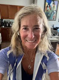 Windy, rainy and definitely smelling Autumn in the air, but what a bloody  tonic it is to get out there away from all the bullshit in your head. Love  my little bike,