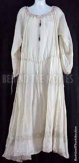 Baseline ophelia modern ophelia drowned ophelia halloween costume fortinbras world board the idea of ophelia's purity is superficial but pervasive; 16 Ophelia Project Costumes Ideas Ophelia Costumes Pre Raphaelite Paintings