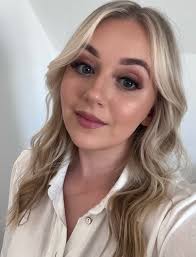 Hair Salon Professionals in Godington, OXF, Gb